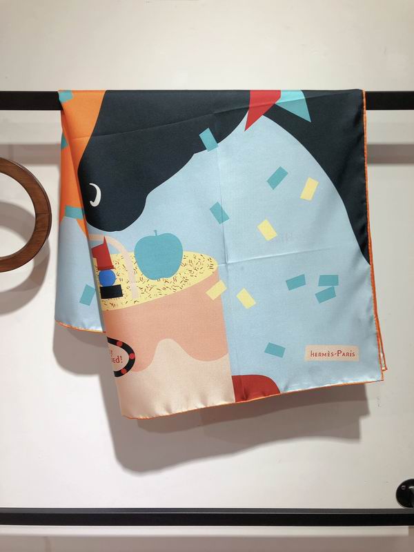 Hermes silk scarf 90X90cm E (43)