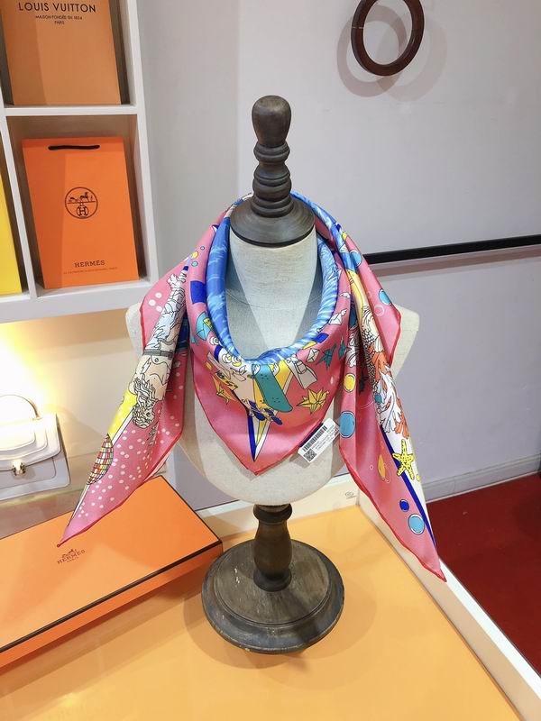 Hermes silk scarf 90X90cm E (5)