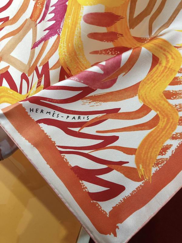 Hermes silk scarf 90X90cm E (5)