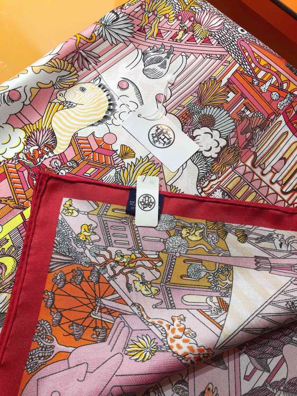 Hermes silk scarf 90X90cm E (6)