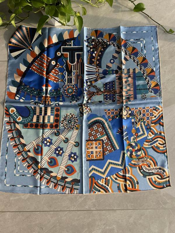 Hermes silk scarf 90X90cm E (6)