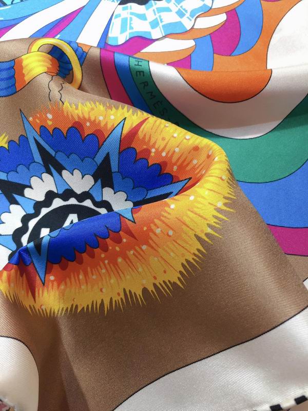 Hermes silk scarf 90X90cm E (6)