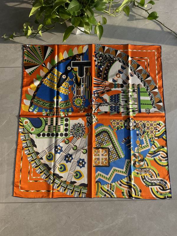 Hermes silk scarf 90X90cm E (8)
