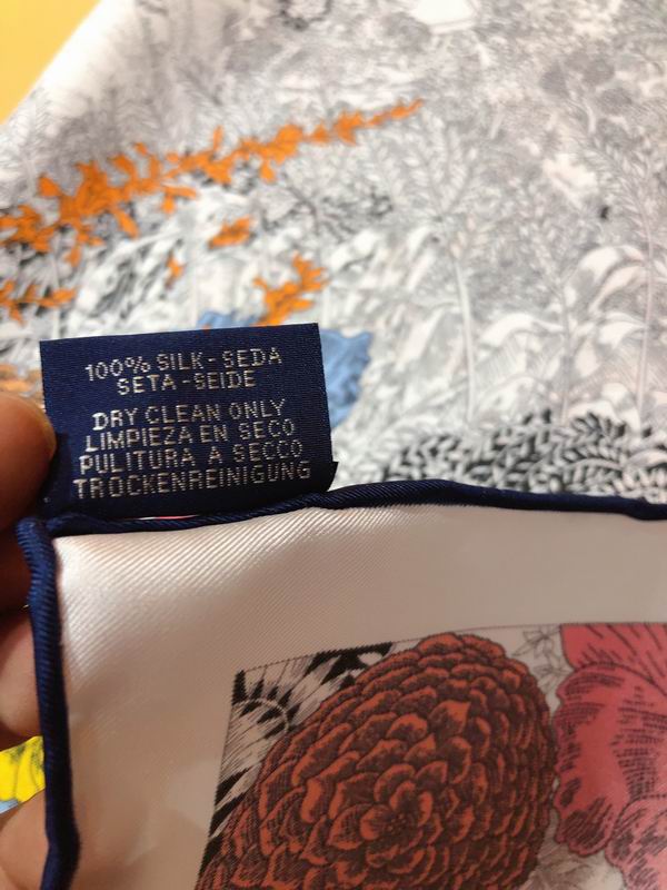 Hermes silk scarf 90X90cm E (8)