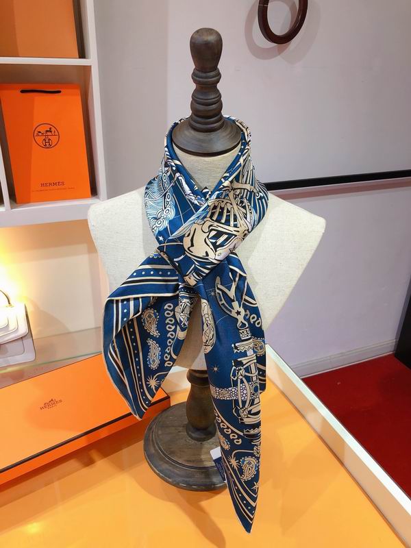 Hermes silk scarf 90X90cm E (8)