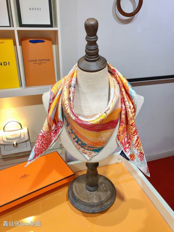 Hermes silk scarf 90X90cm E (9)