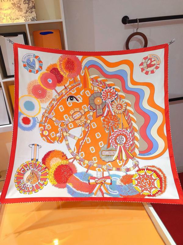 Hermes silk scarf 90X90cm E (9)