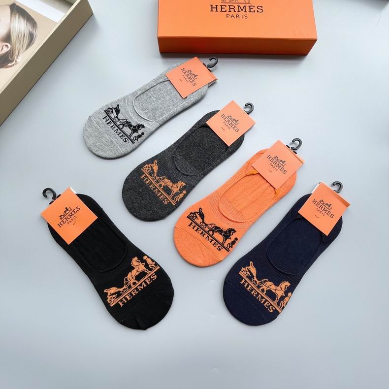 Hermes socks (1)
