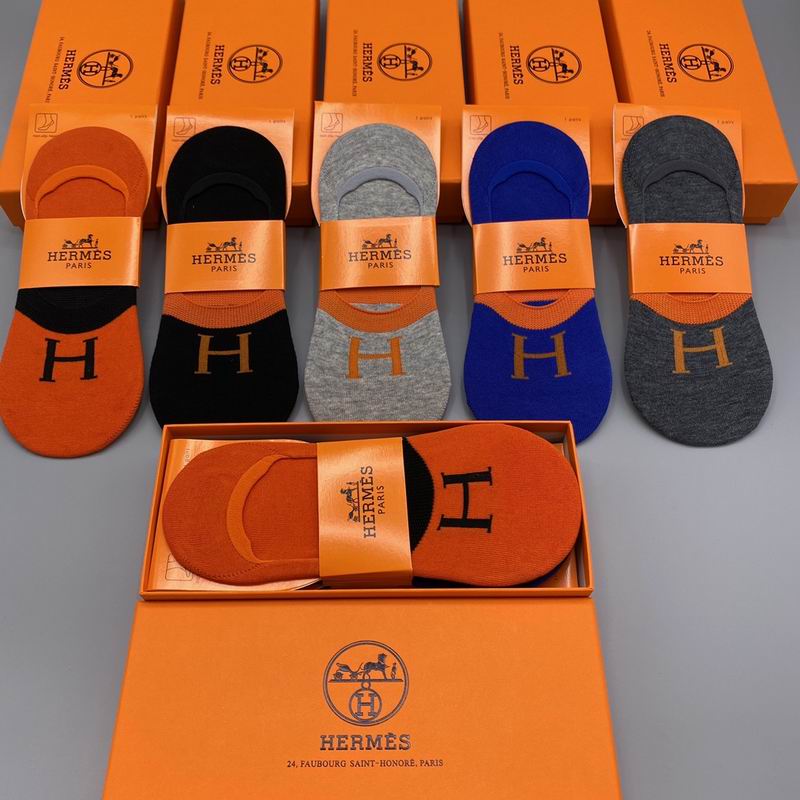 Hermes socks (1)