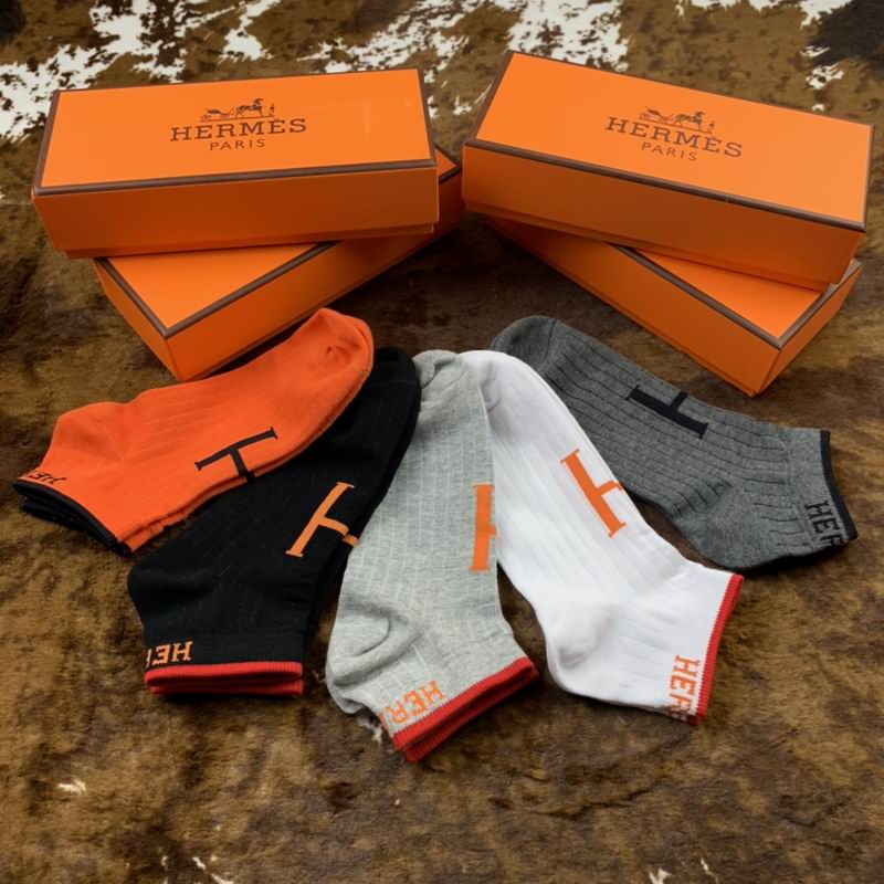 Hermes socks (1)