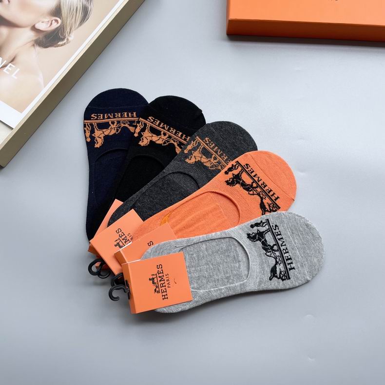 Hermes socks (3)