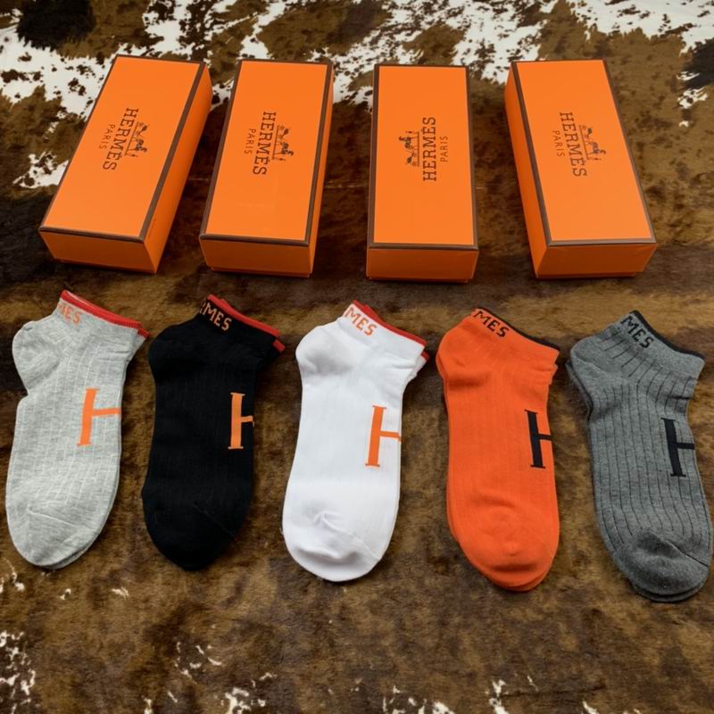 Hermes socks (3)