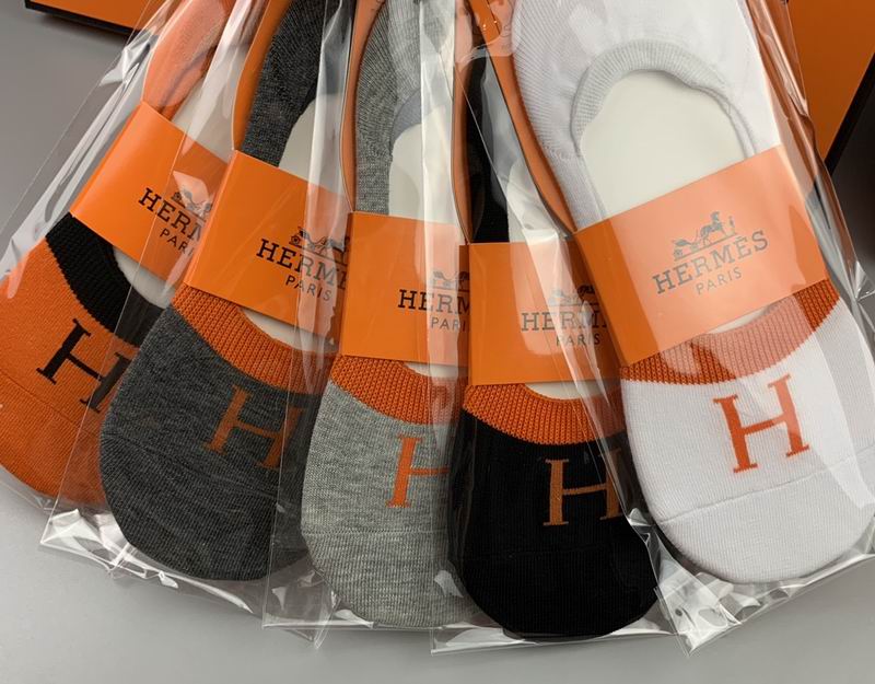 Hermes socks (3)