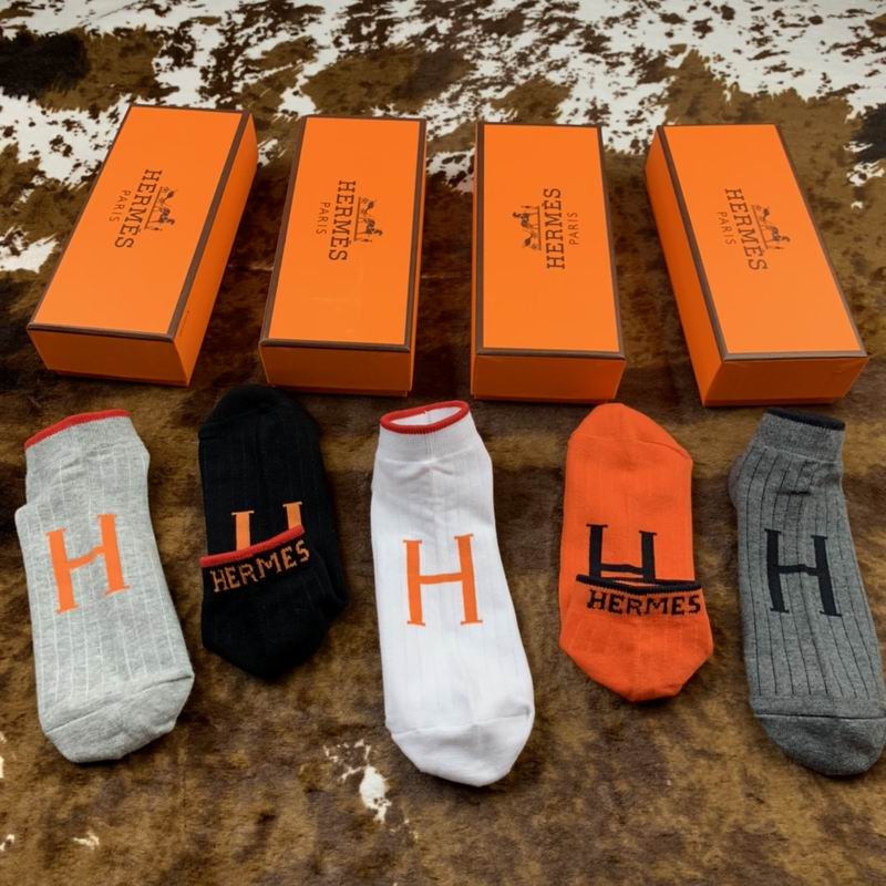 Hermes socks (4)