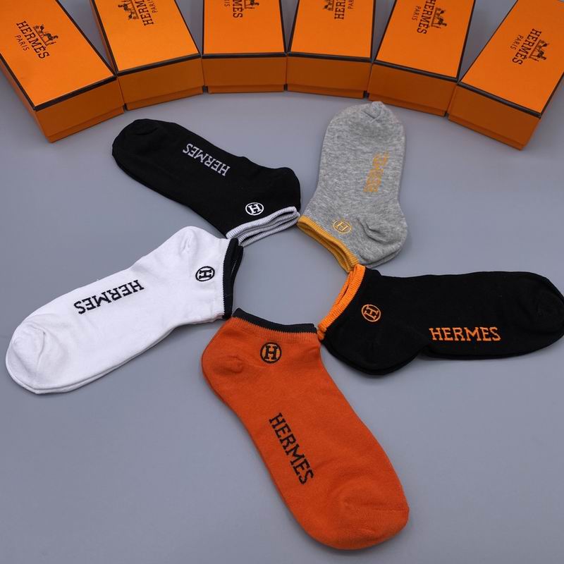 Hermes socks (8)