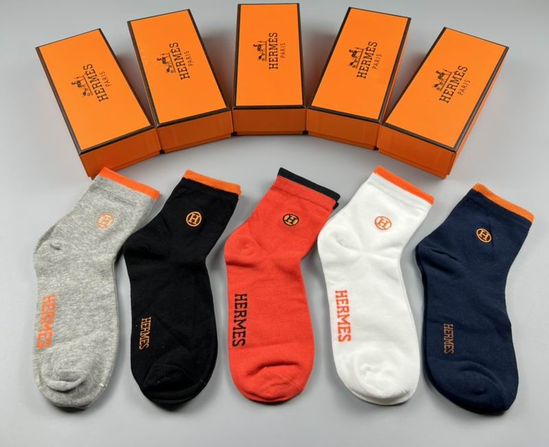 Hermes socks  (3)