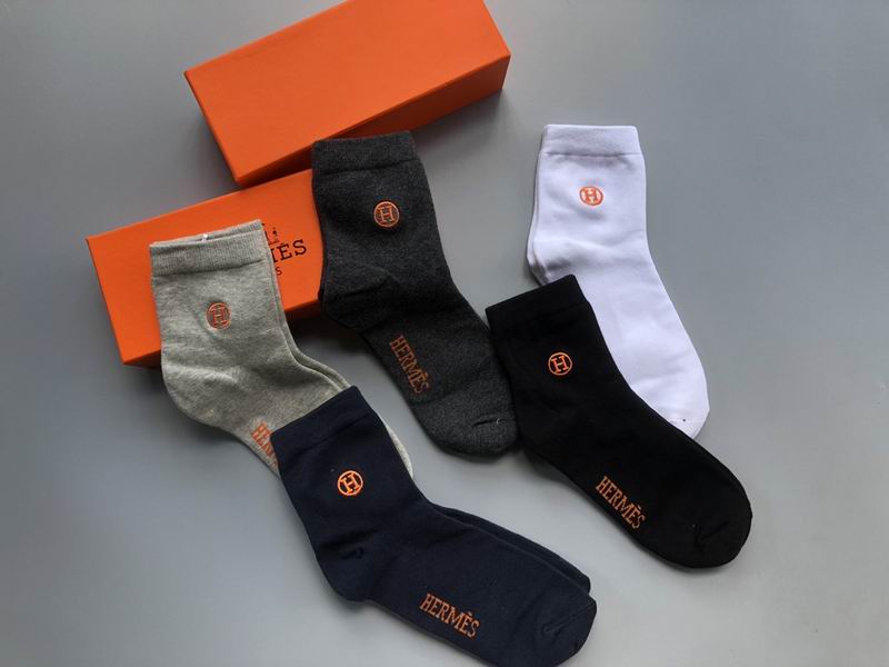 Hermes socks  (3)