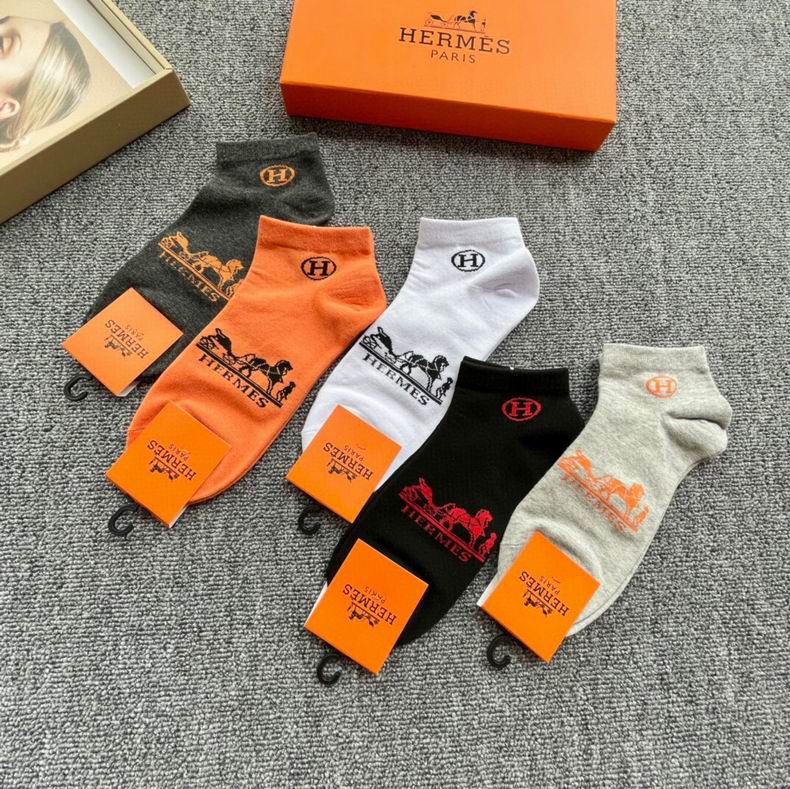 Hermes socks  (3)