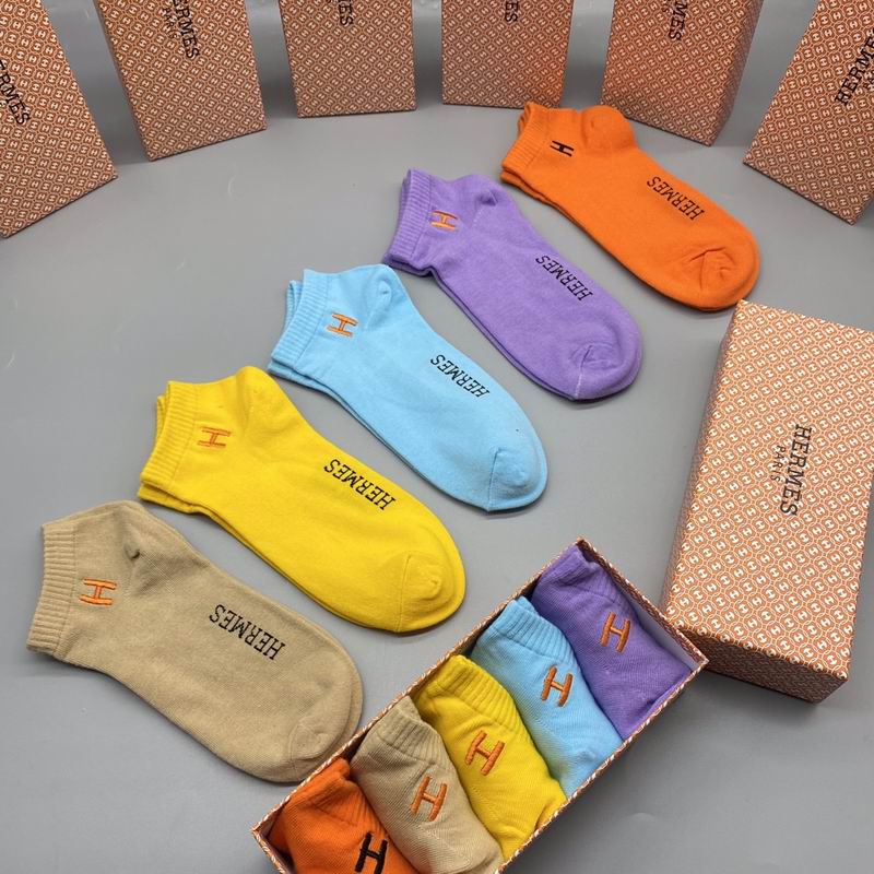 Hermes socks  (3)