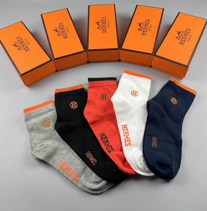Hermes socks  (4)