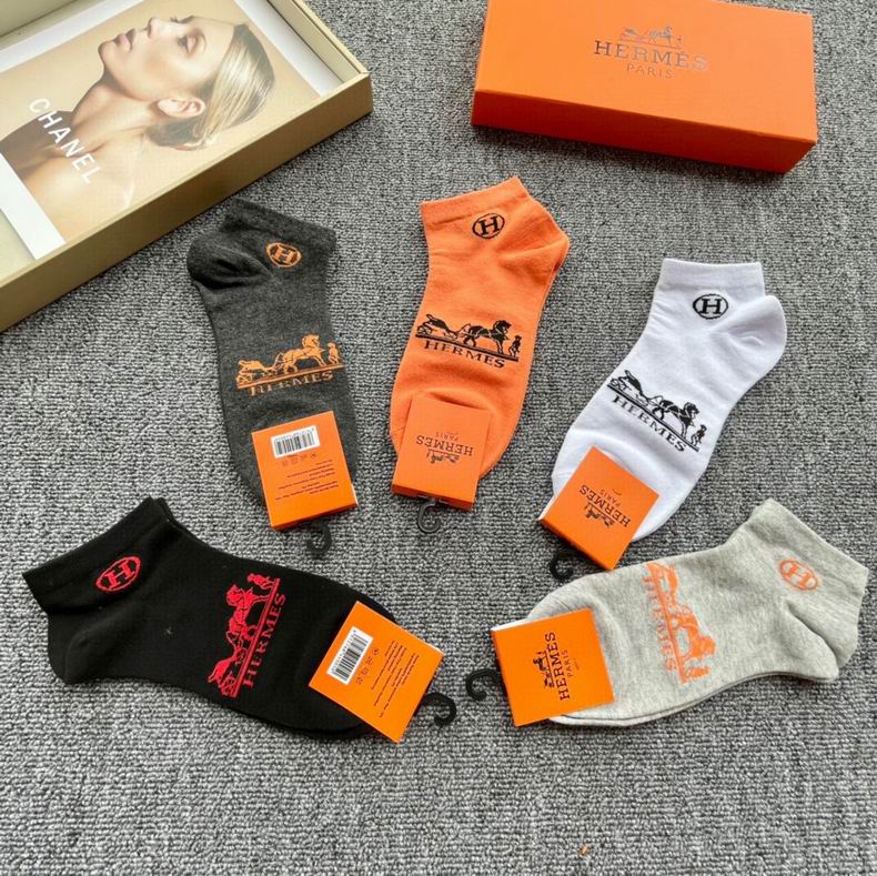 Hermes socks  (6)