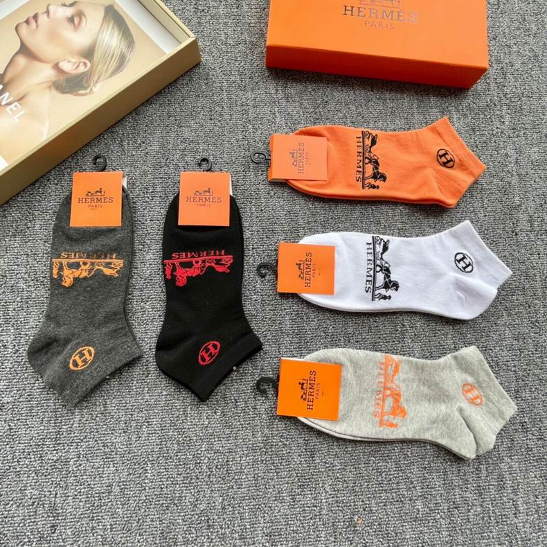 Hermes socks  (8)