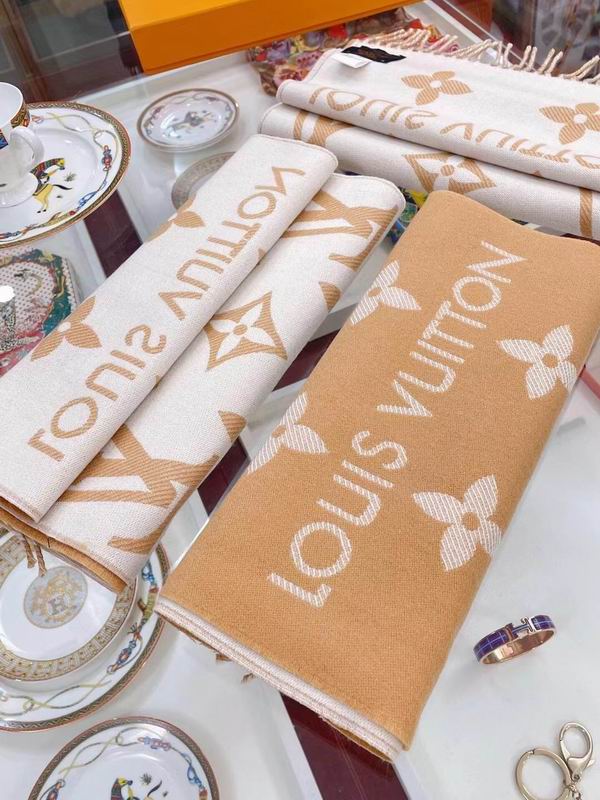 LV 34X180cm 100羊毛长巾 E (4)