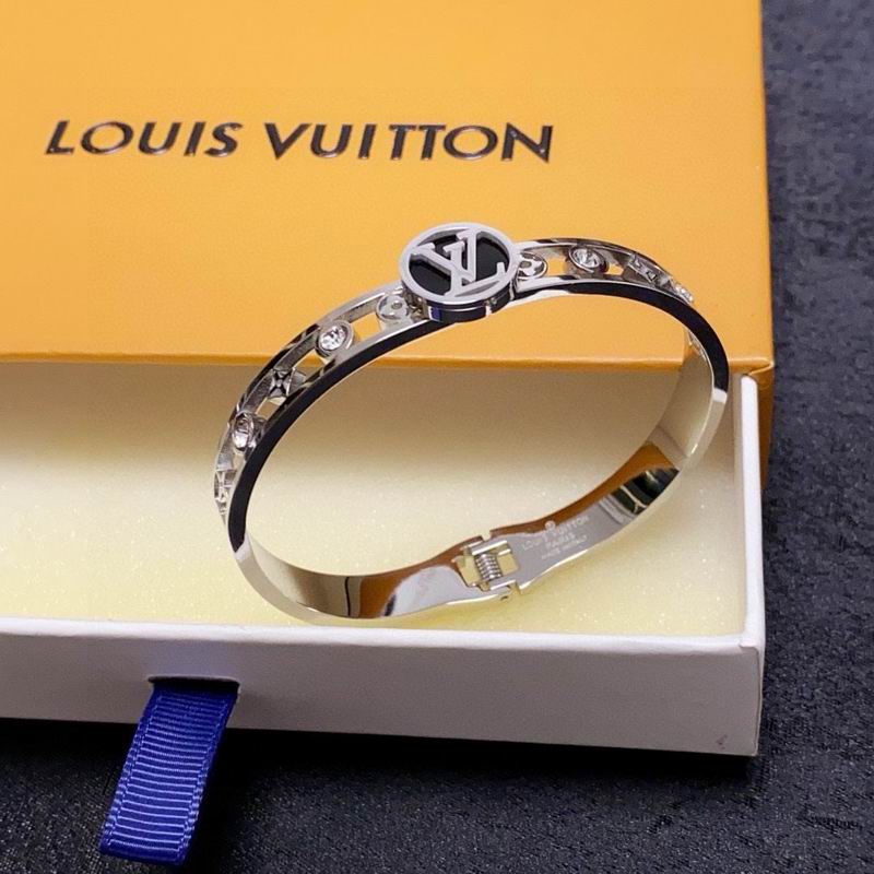 LV Bracelet 04yxh02 (5)
