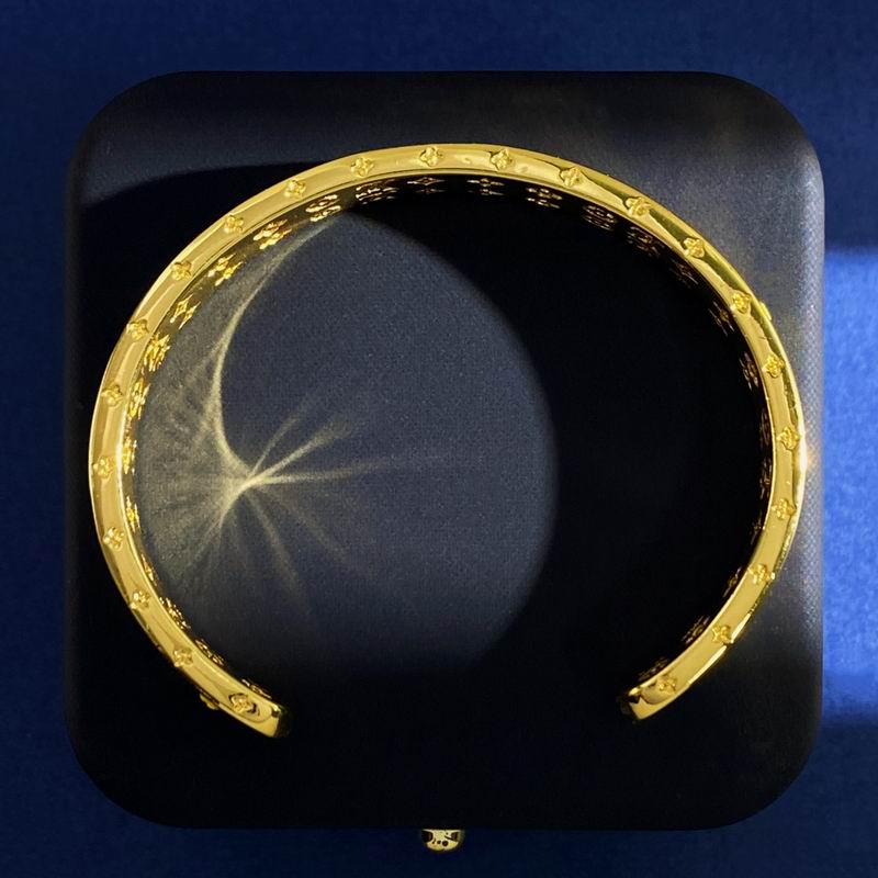 LV Bracelet 04yxh101 (2)