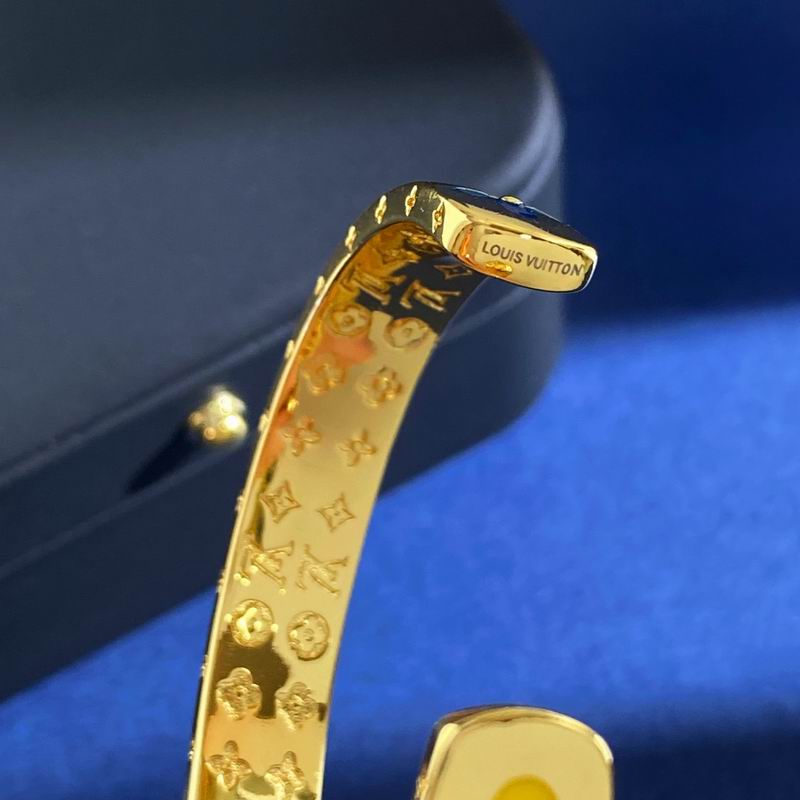 LV Bracelet 04yxh101 (4)