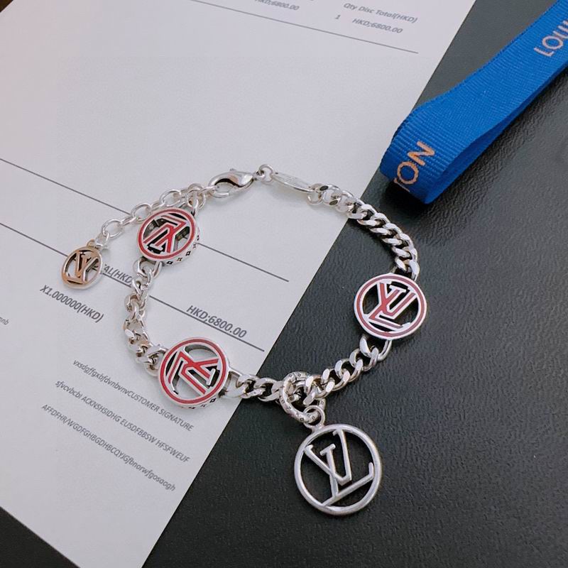 LV Bracelet 04yxh102 (1)