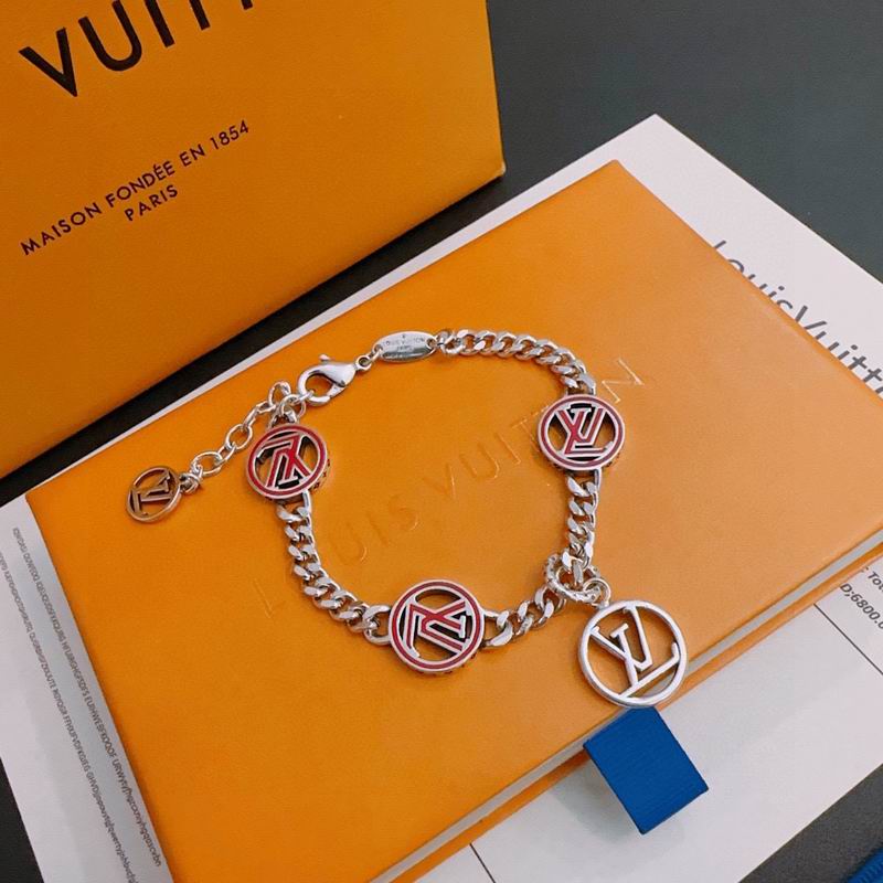 LV Bracelet 04yxh102 (4)