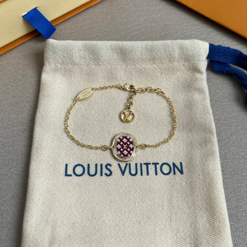 LV Bracelet 04yxh105 (5)