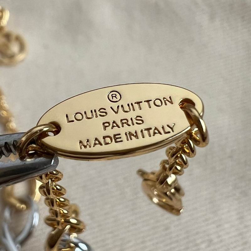 LV Bracelet 04yxh106 (5)