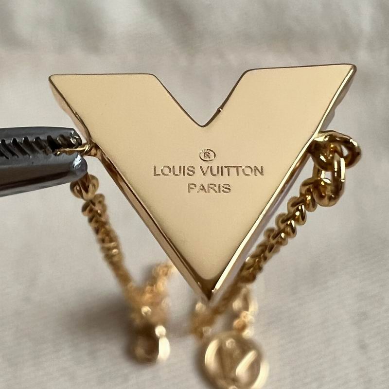 LV Bracelet 04yxh108 (5)