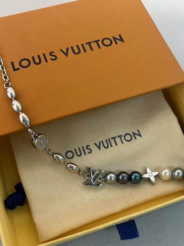 LV Bracelet 04yxh127 (3)