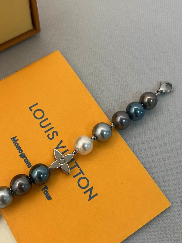 LV Bracelet 04yxh127 (4)