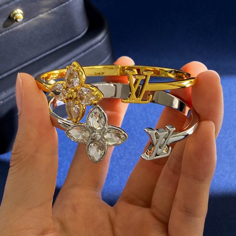 LV Bracelet 04yxh133 (4)