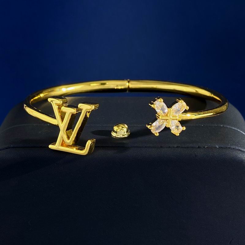 LV Bracelet 04yxh134 (4)