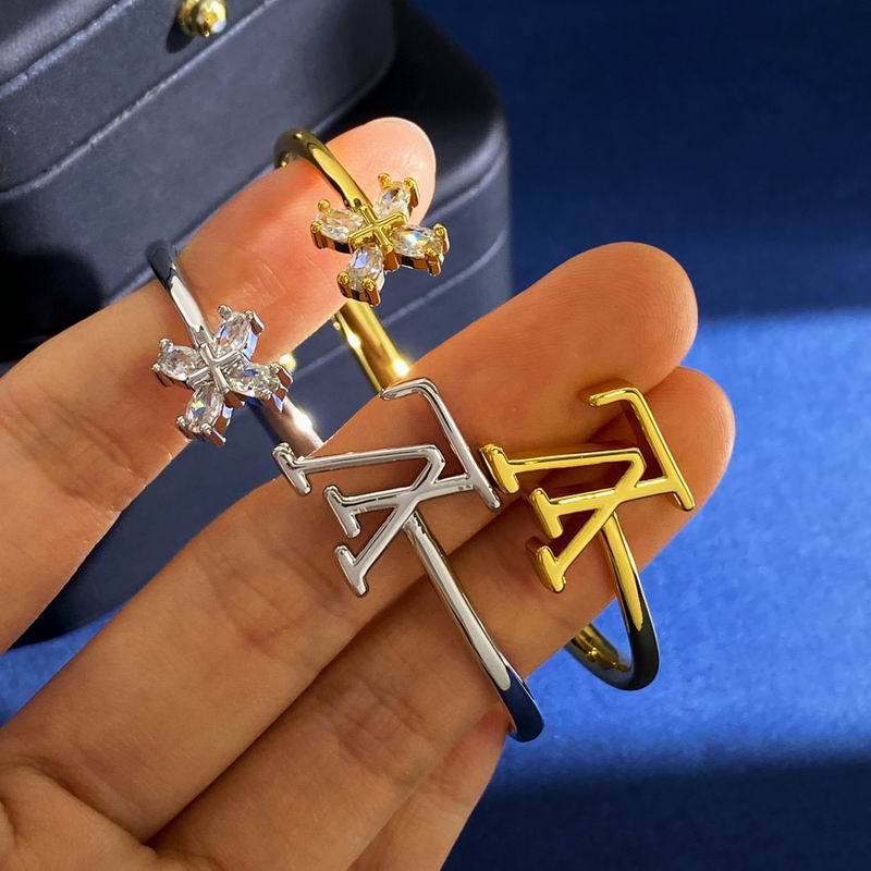 LV Bracelet 04yxh134 (6)