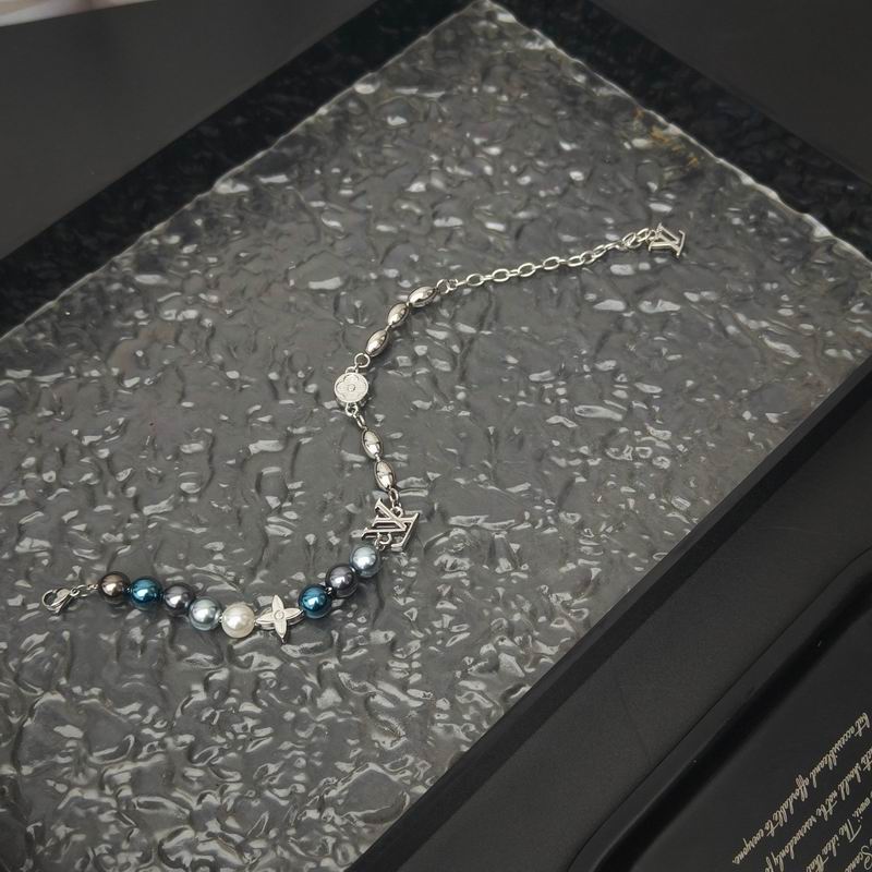 LV Bracelet 04yxh137 (3)