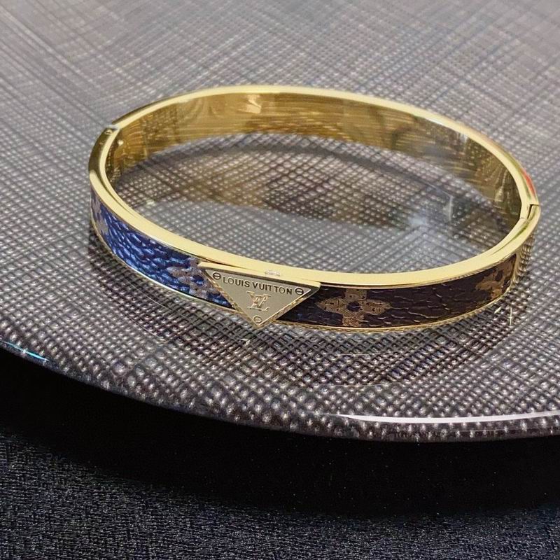 LV Bracelet 04yxh14 (1)