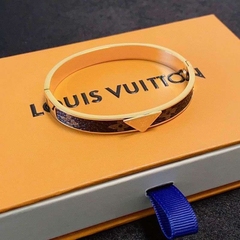 LV Bracelet 04yxh14 (2)