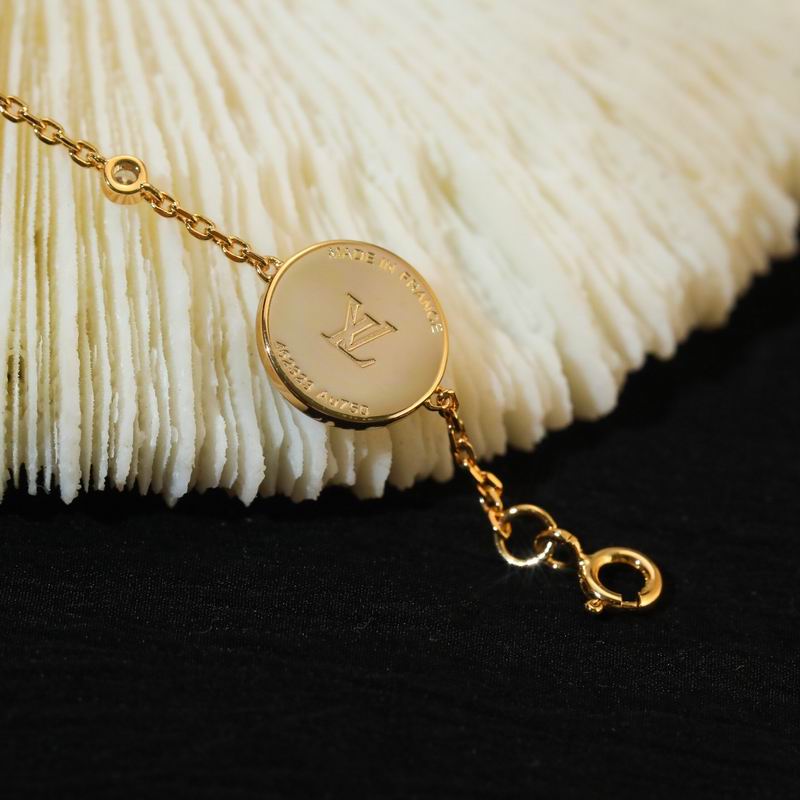 LV Bracelet 04yxh141 (5)