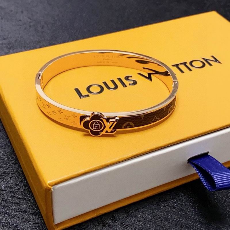 LV Bracelet 04yxh15 (3)