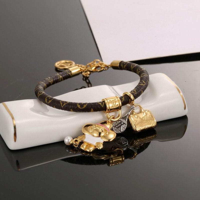 LV Bracelet 04yxh18 (2)