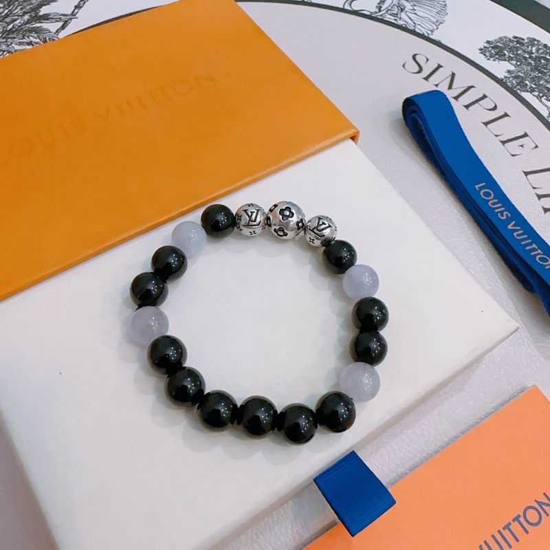 LV Bracelet 04yxh21 (1)
