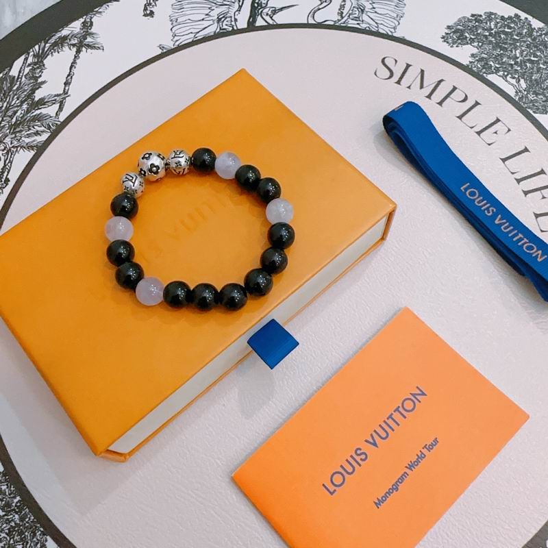LV Bracelet 04yxh21 (2)