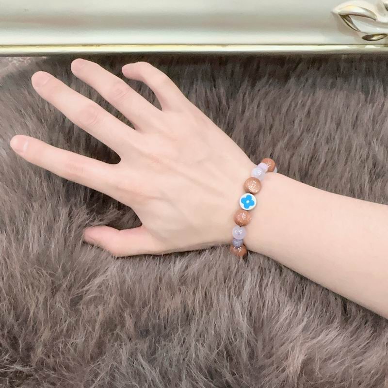 LV Bracelet 04yxh22 (5)