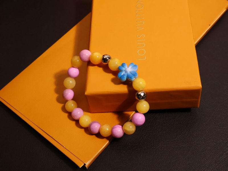 LV Bracelet 04yxh25 (1)